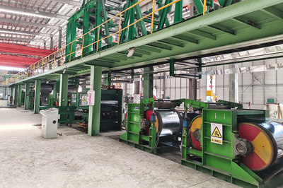 創(chuàng)新驅動下的機械設備研發(fā) 半自動機械化設備助力產業(yè)升級